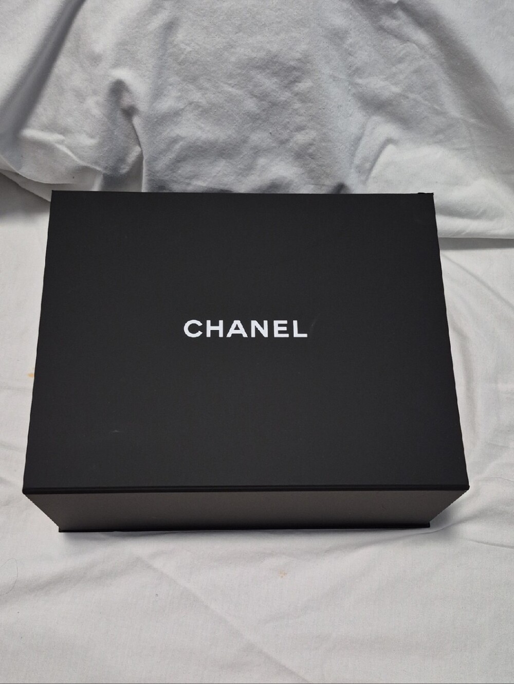 CHANEL Black MAGNETIC Box with 2 DUST COVERS